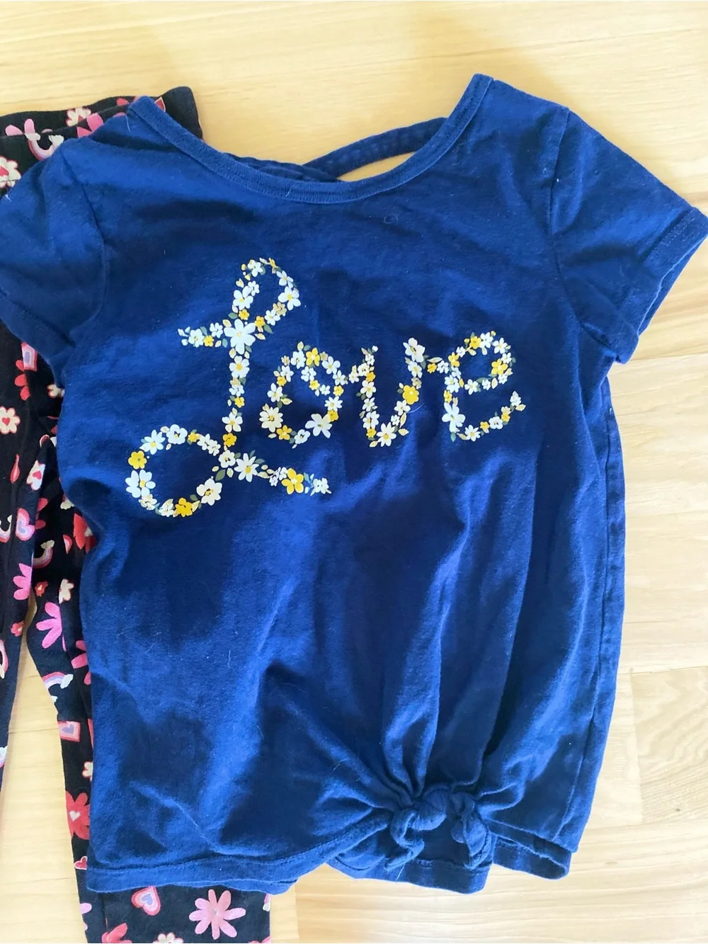 Girls Size 6-6X Clothes Lot of 3 Pants Leggings Jeans T-Shirt Carter’s Jordache